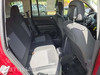 2014 Jeep Compass Sport – miniatura 13