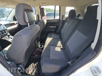 2014 Jeep Compass Sport – miniatura 13