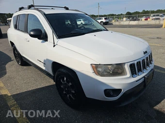 2014 Jeep Compass Sport – miniatura 3