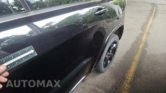 2014 Jeep Grand Cherokee Altitude Edition - miniatura 27