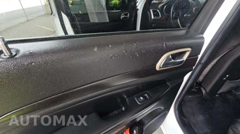 2014 Jeep Grand Cherokee Altitude Edition - miniatura 19