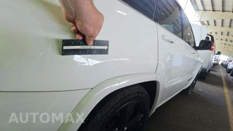 2014 Jeep Grand Cherokee Altitude Edition - miniatura 39