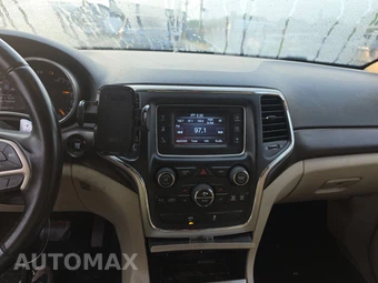 2014 Jeep Grand Cherokee Laredo - miniatura 11
