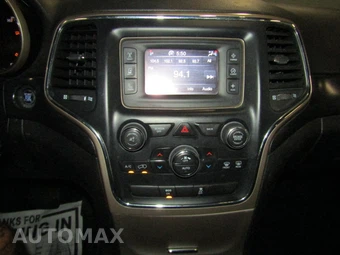 2014 Jeep Grand Cherokee Laredo - miniatura 14