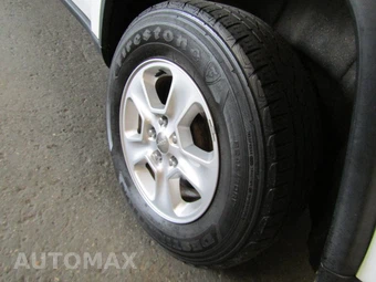 2014 Jeep Grand Cherokee Laredo - miniatura 20
