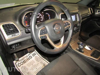 2014 Jeep Grand Cherokee Laredo - miniatura 9