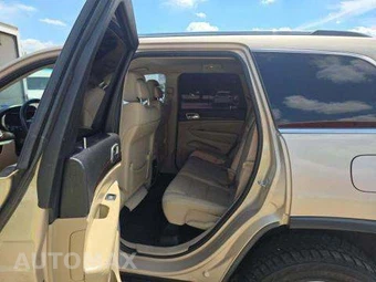 2014 Jeep Grand Cherokee Laredo – miniatura 13