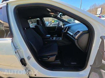 2014 Jeep Grand Cherokee Laredo - miniatura 18