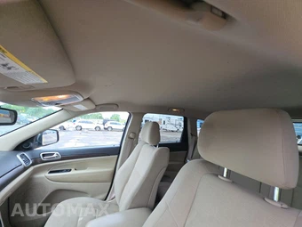 2014 Jeep Grand Cherokee Laredo – miniatura 11