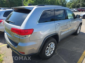 2014 Jeep Grand Cherokee Laredo - miniatura 3
