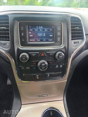2014 Jeep Grand Cherokee Laredo - miniatura 10