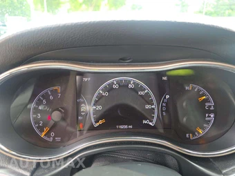 2014 Jeep Grand Cherokee Laredo - miniatura 9