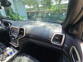 2014 Jeep Grand Cherokee Laredo - miniatura 19