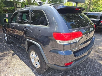 2014 Jeep Grand Cherokee Laredo - miniatura 2