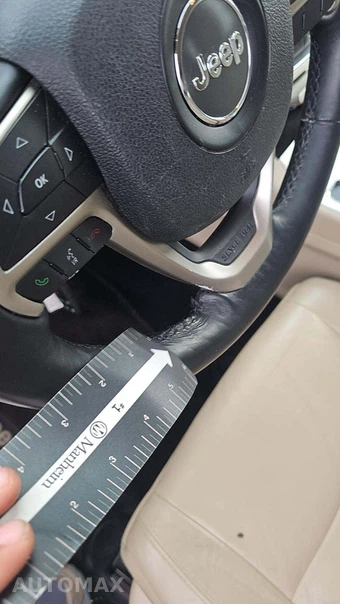 2014 Jeep Grand Cherokee Limited – miniatura 27