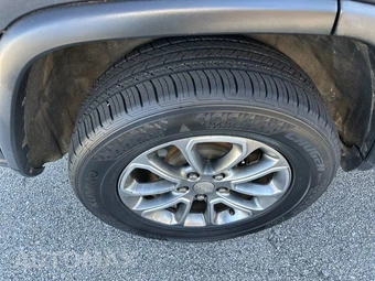 2014 Jeep Grand Cherokee Limited - miniatura 44