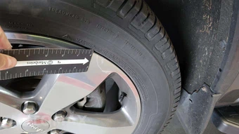 2014 Jeep Grand Cherokee Limited - miniatura 37