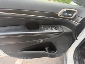 2014 Jeep Grand Cherokee Limited - miniatura 19
