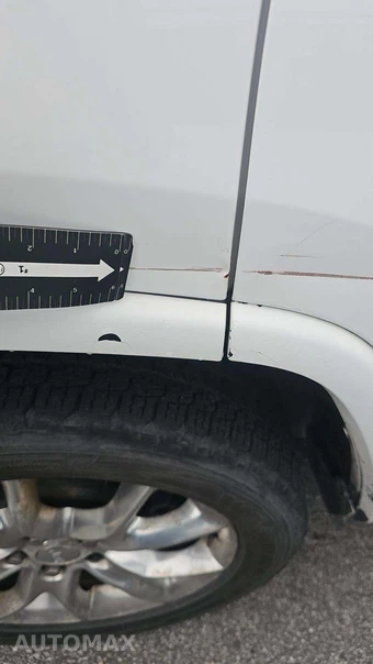 2014 Jeep Grand Cherokee Limited - miniatura 31