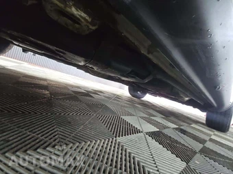 2014 Jeep Grand Cherokee Limited - miniatura 17