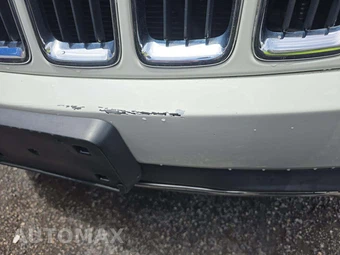 2014 Jeep Grand Cherokee Limited - miniatura 21
