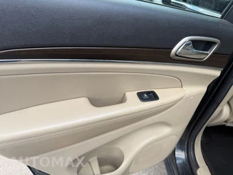 2014 Jeep Grand Cherokee Limited - miniatura 12