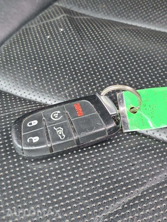2014 Jeep Grand Cherokee Overland – miniatura 8