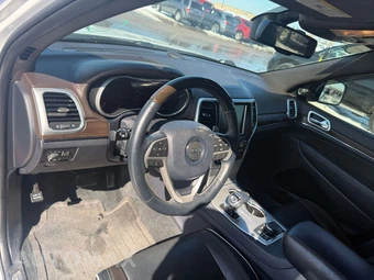 2014 Jeep Grand Cherokee Overland - miniatura 24