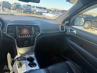 2014 Jeep Grand Cherokee Overland - miniatura 28