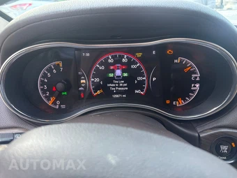 2014 Jeep Grand Cherokee Overland - miniatura 11