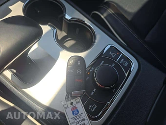 2014 Jeep Grand Cherokee Overland - miniatura 8