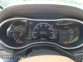 2014 Jeep Grand Cherokee Overland - miniatura 9