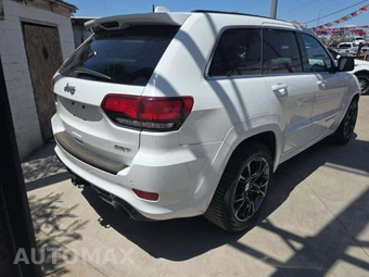 2014 Jeep Grand Cherokee SRT - miniatura 3
