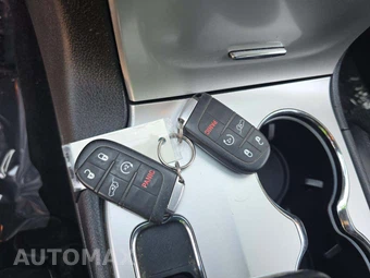2014 Jeep Grand Cherokee SRT - miniatura 8