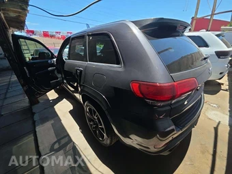 2014 Jeep Grand Cherokee SRT - miniatura 2