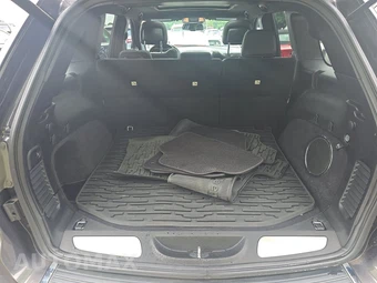 2014 Jeep Grand Cherokee Summit - miniatura 16