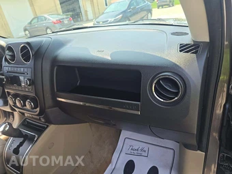 2014 Jeep Patriot Altitude Edition - miniatura 16
