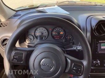 2014 Jeep Patriot Altitude Edition - miniatura 15