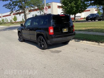 2014 Jeep Patriot Altitude Edition - miniatura 6