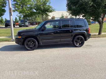 2014 Jeep Patriot Altitude Edition - miniatura 7
