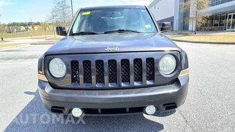 2014 Jeep Patriot High Altitude Edition - miniatura 8