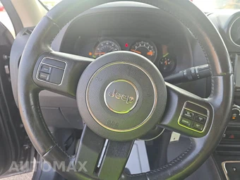 2014 Jeep Patriot High Altitude Edition – miniatura 10