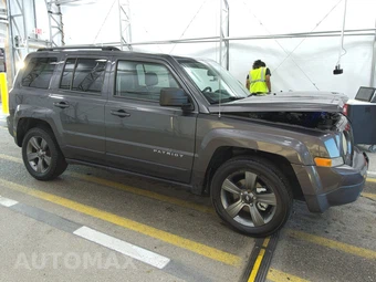 2014 Jeep Patriot High Altitude Edition – miniatura 3