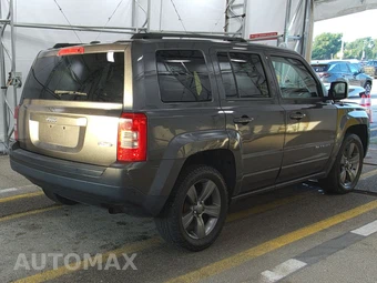 2014 Jeep Patriot High Altitude Edition – miniatura 4