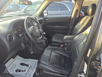 2014 Jeep Patriot High Altitude Edition – miniatura 7