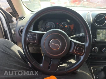 2014 Jeep Patriot High Altitude Edition – miniatura 10