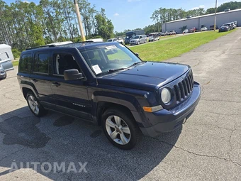 2014 Jeep Patriot Latitude – miniatura 3