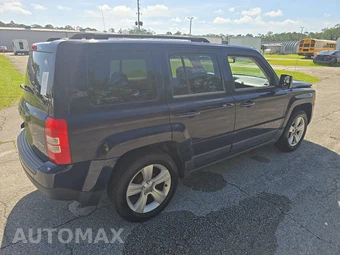 2014 Jeep Patriot Latitude – miniatura 4