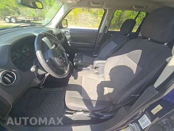 2014 Jeep Patriot Latitude – miniatura 7