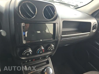 2014 Jeep Patriot Latitude – miniatura 11